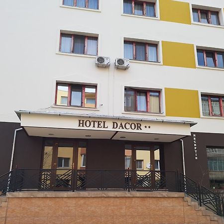 Hotel Dacor Orastie Exterior foto